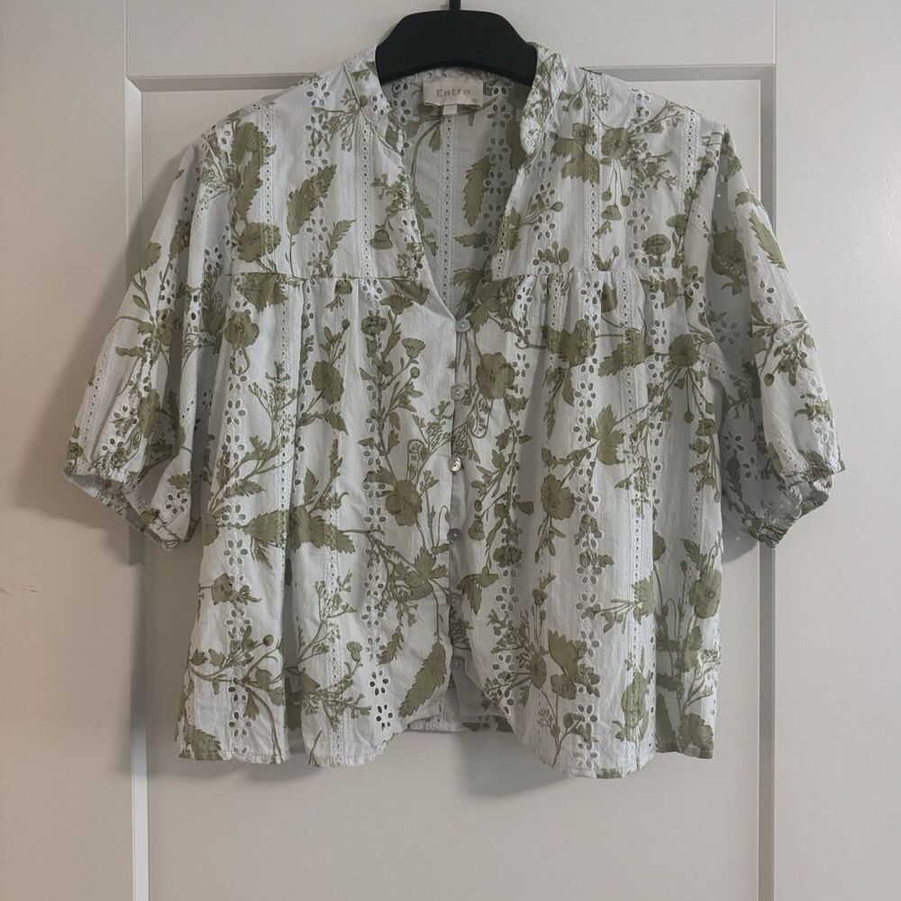 Entro Women's Textured Floral Puff Sleeve Button-Down Blouse Medium White Green